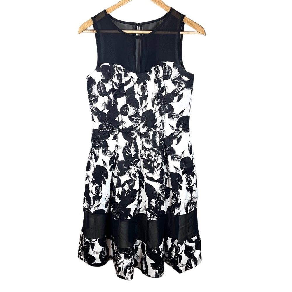 White House Black Market Peony Fit and Flare Dress Size 4
